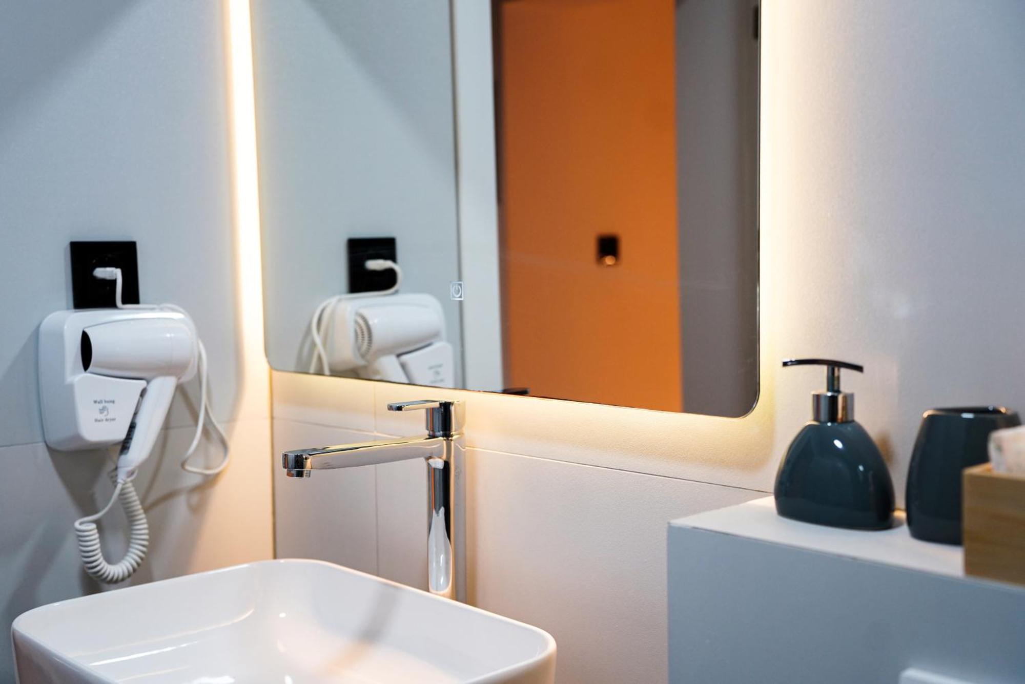 Ten Guest House Priştine Dış mekan fotoğraf