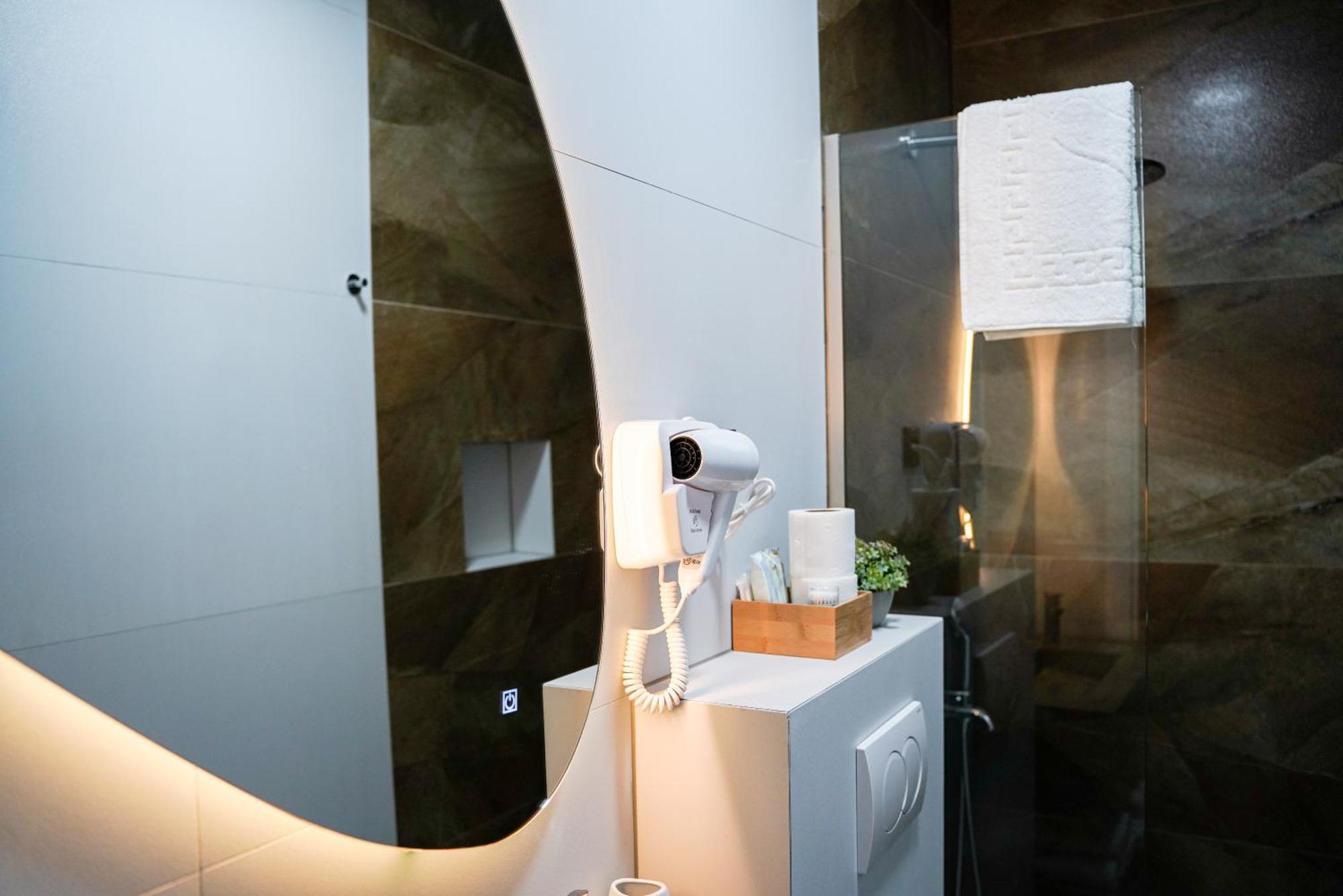 Ten Guest House Priştine Dış mekan fotoğraf